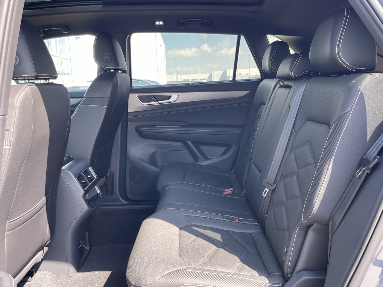 2025 Volkswagen Atlas Cross Sport in Mississauga, Ontario