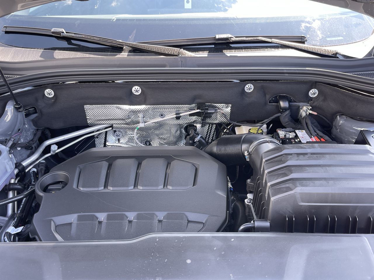 2025 Volkswagen Atlas Cross Sport in Mississauga, Ontario