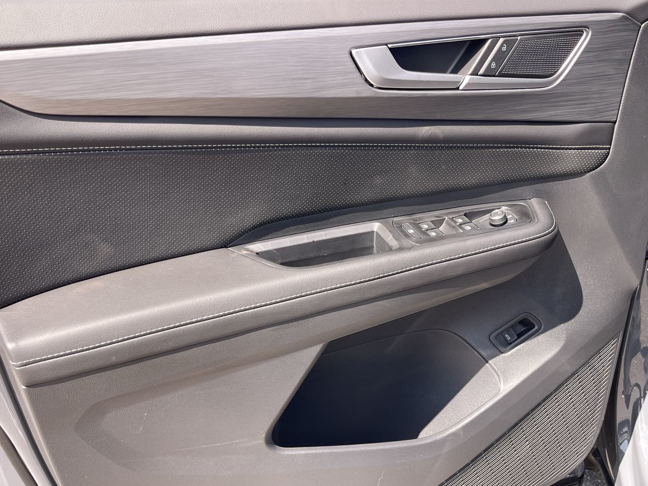 2025 Volkswagen Atlas Cross Sport in Mississauga, Ontario