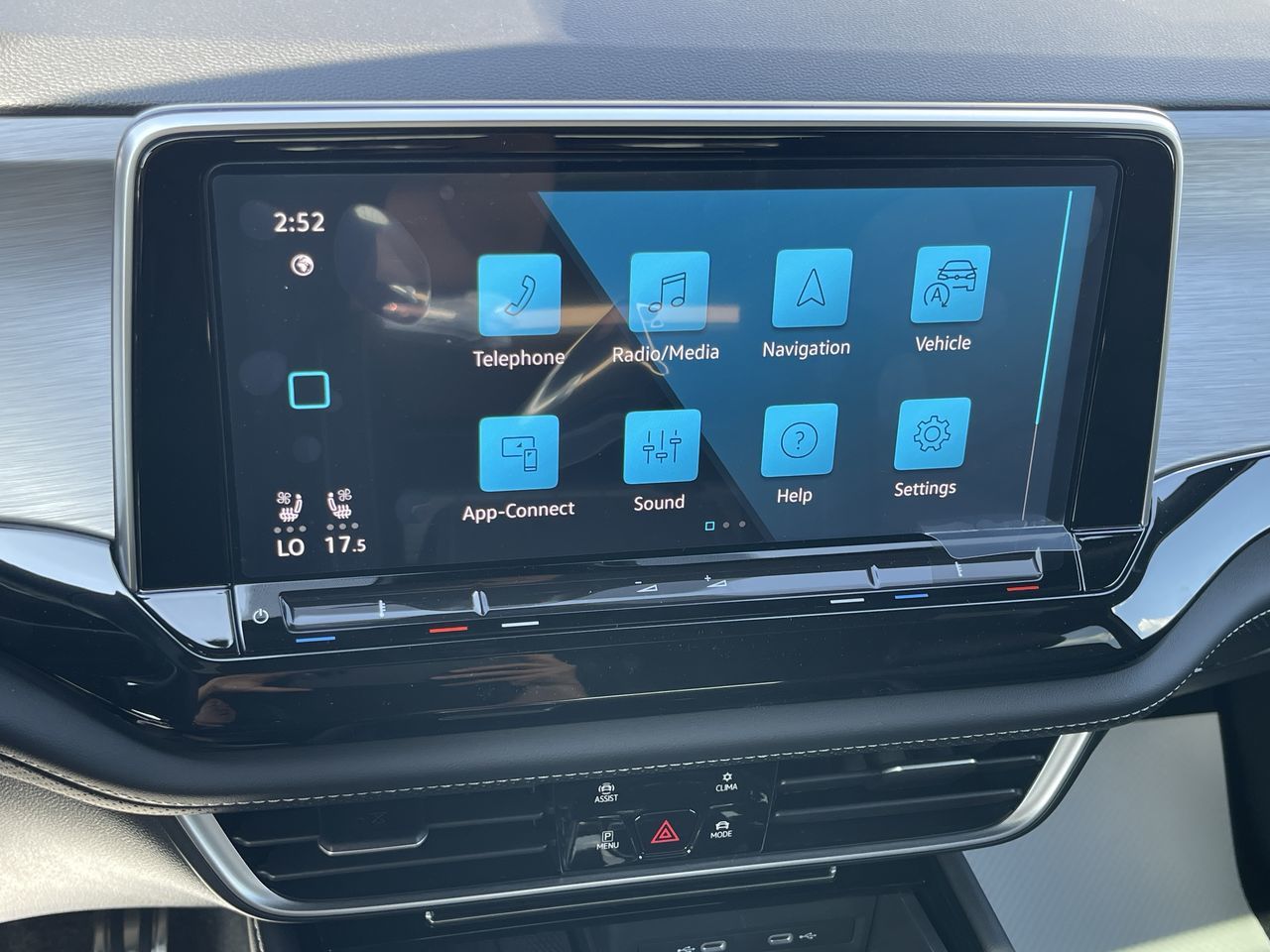 2025 Volkswagen Atlas Cross Sport in Mississauga, Ontario