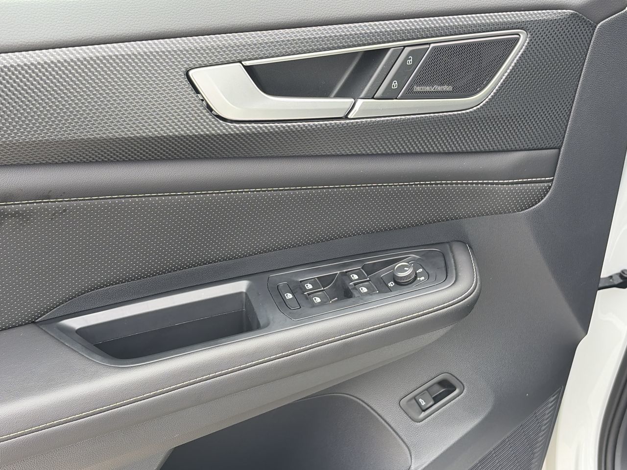 Volkswagen Atlas Cross Sport  2025 à Mississauga, Ontario