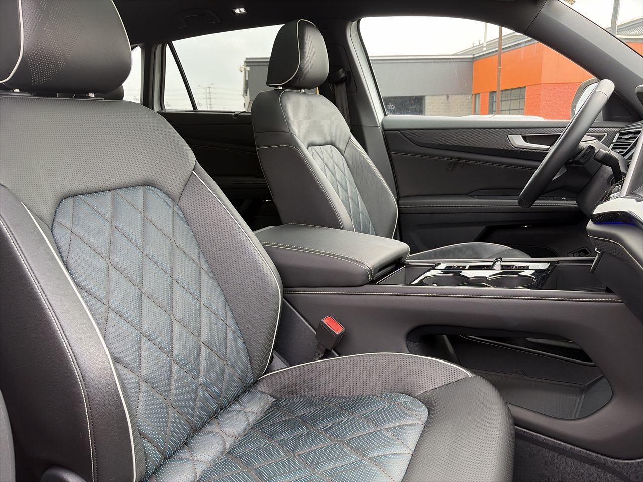 Volkswagen Atlas Cross Sport  2025 à Mississauga, Ontario