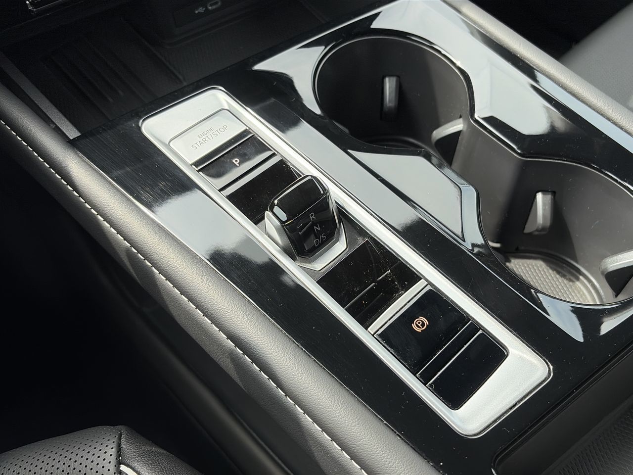 Volkswagen Atlas Cross Sport  2025 à Mississauga, Ontario
