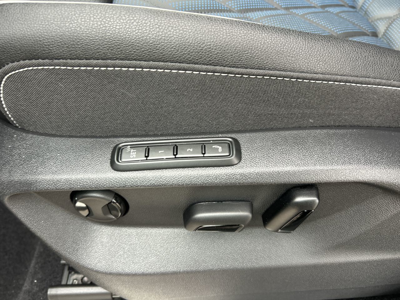 Volkswagen Atlas Cross Sport  2026 à Mississauga, Ontario