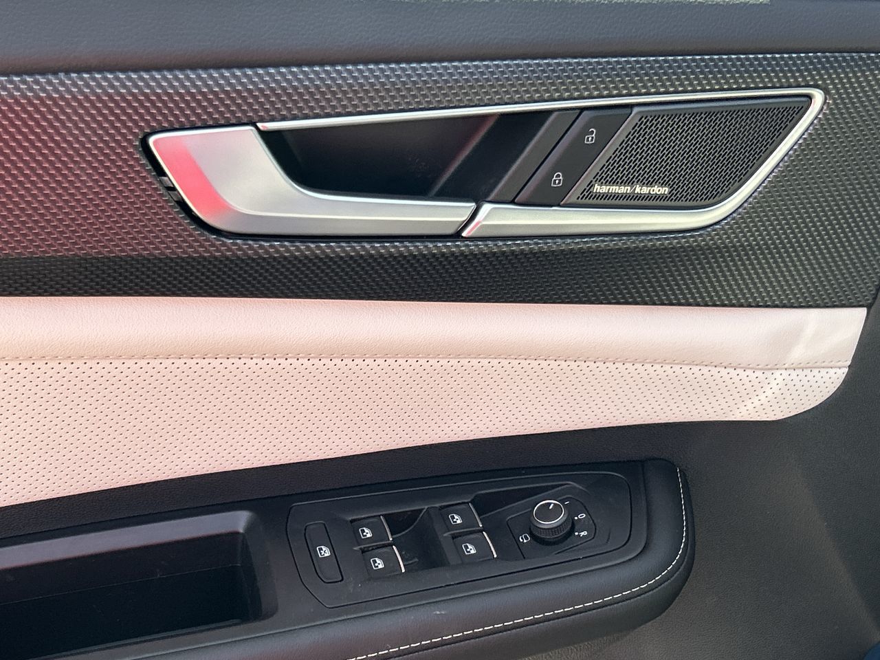 2026 Volkswagen Atlas Cross Sport in Mississauga, Ontario