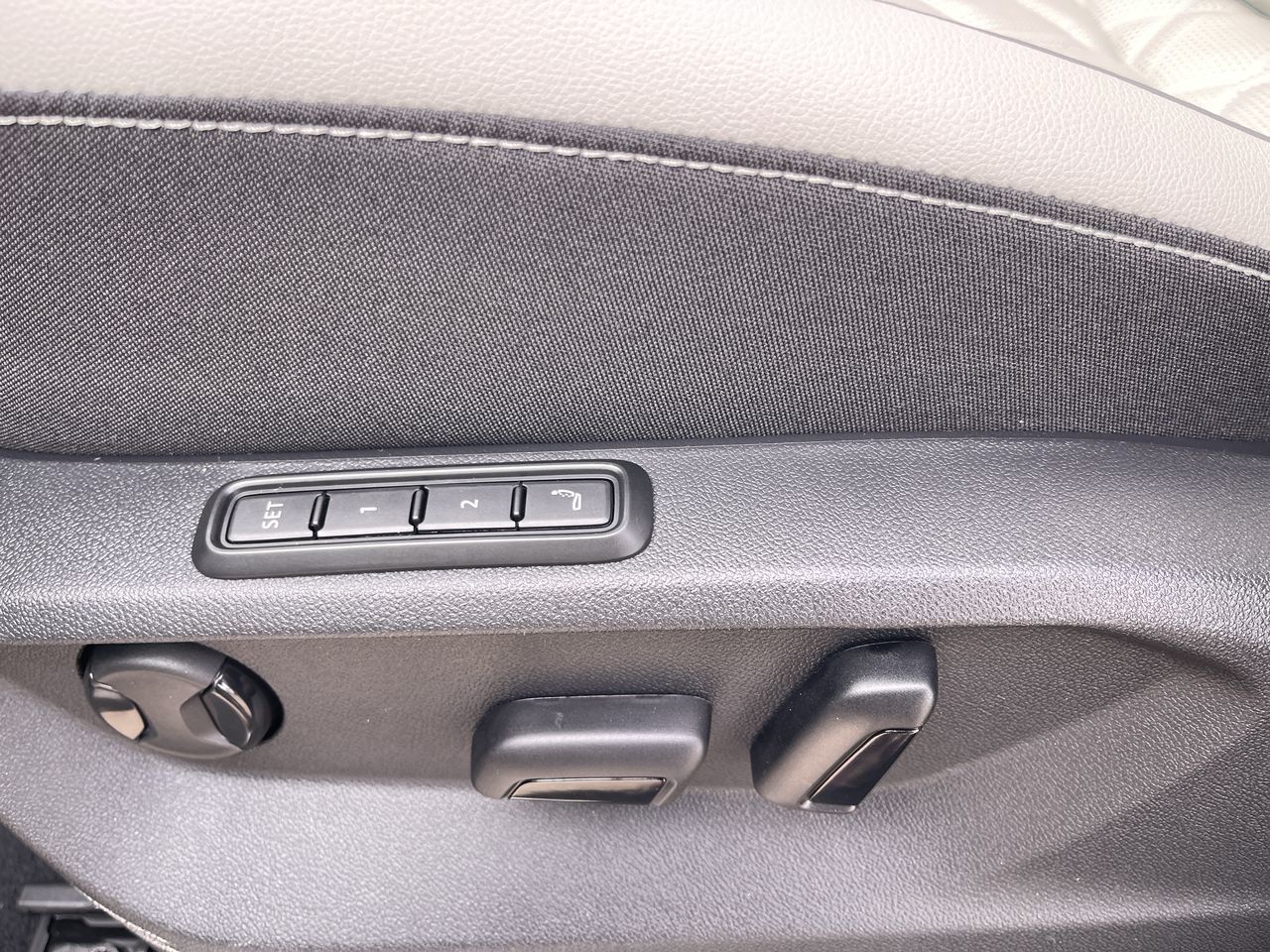 Volkswagen Atlas Cross Sport  2026 à Mississauga, Ontario