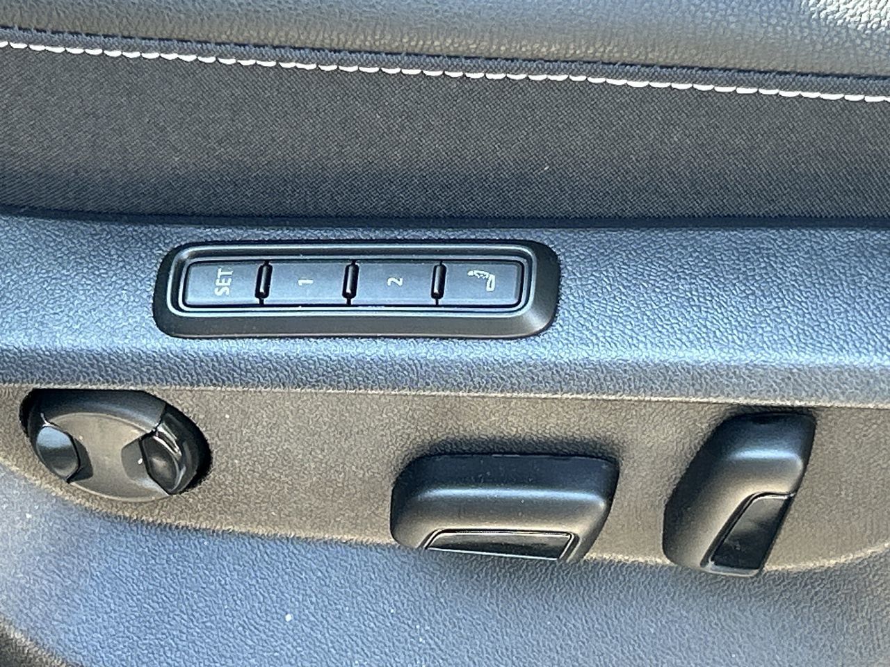 2026 Volkswagen Atlas Cross Sport in Mississauga, Ontario