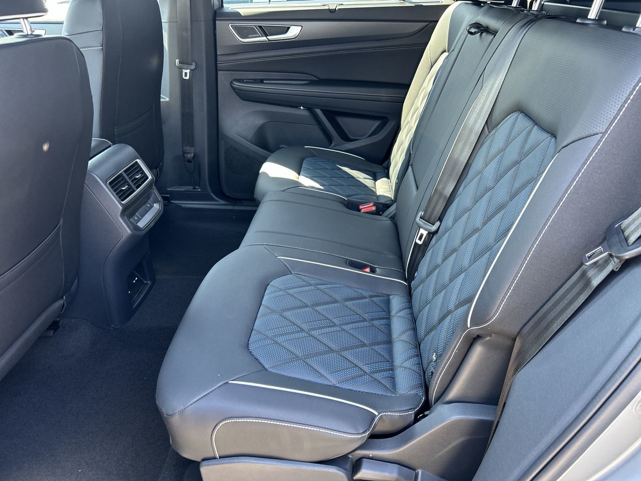 2026 Volkswagen Atlas Cross Sport in Mississauga, Ontario