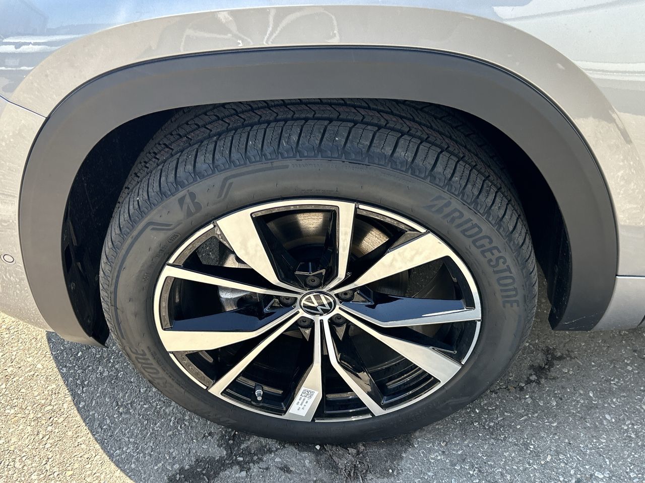 2026 Volkswagen Atlas Cross Sport in Mississauga, Ontario