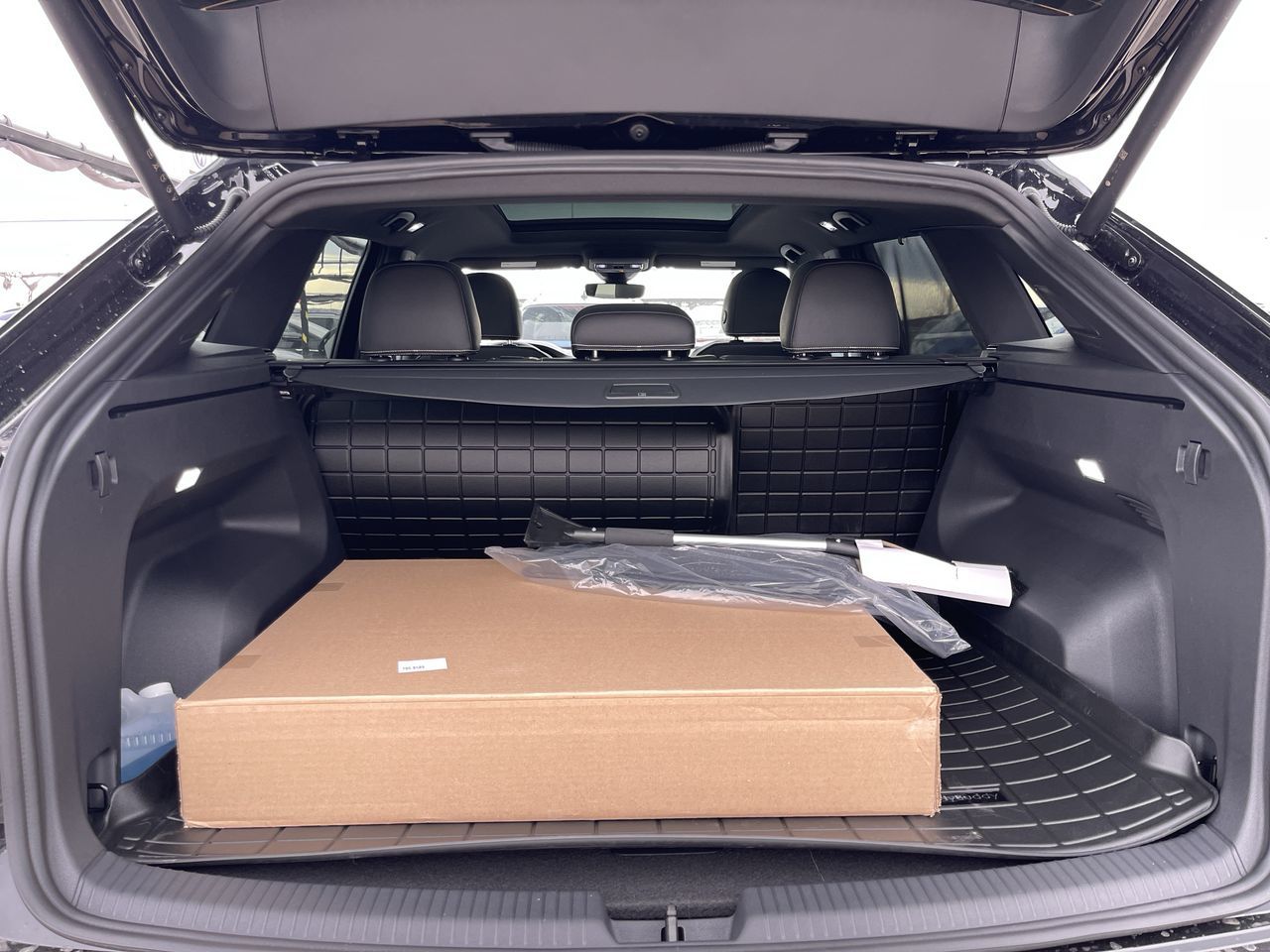 2026 Volkswagen Atlas Cross Sport in Mississauga, Ontario