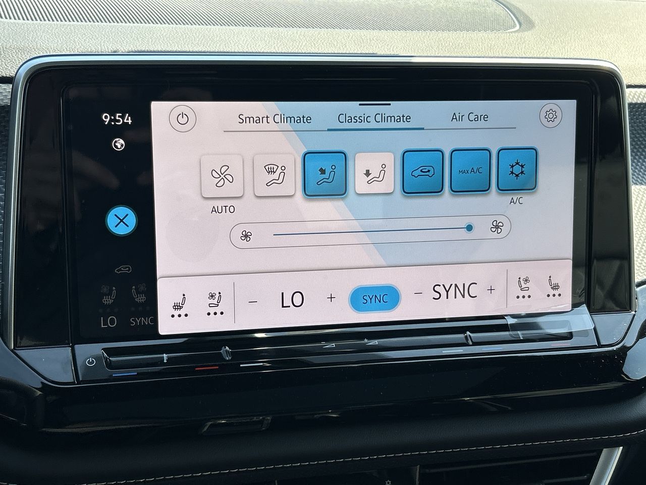 2026 Volkswagen Atlas Cross Sport in Mississauga, Ontario