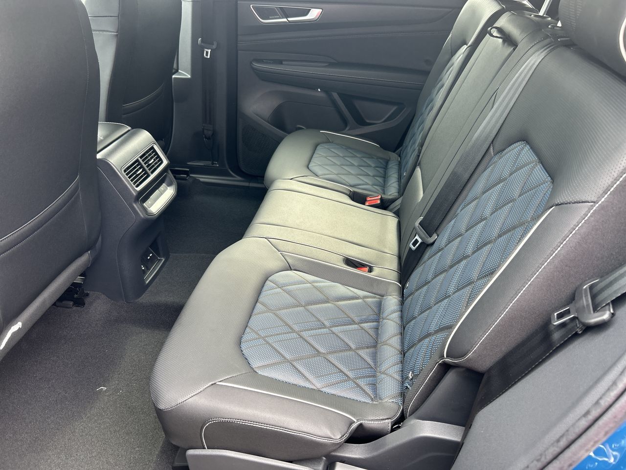 2026 Volkswagen Atlas Cross Sport in Mississauga, Ontario