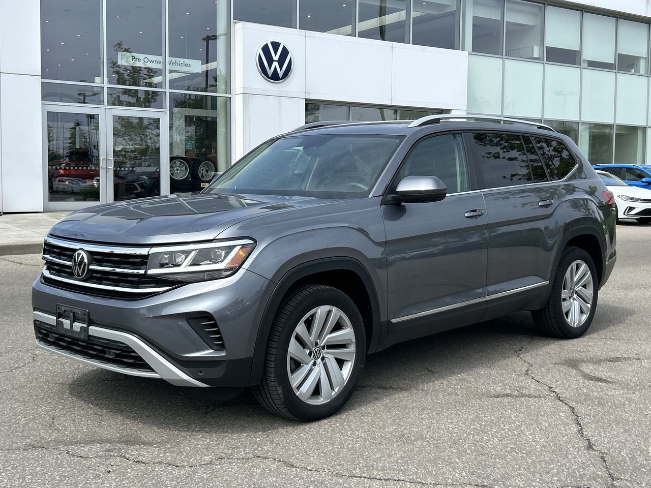 2021 Volkswagen Atlas in Mississauga, Ontario