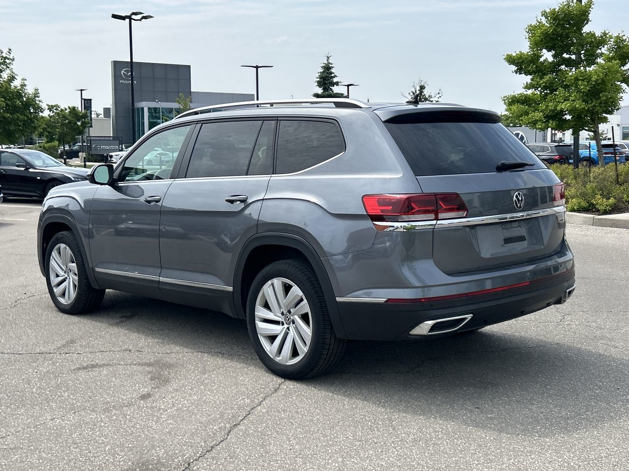 2021 Volkswagen Atlas in Mississauga, Ontario