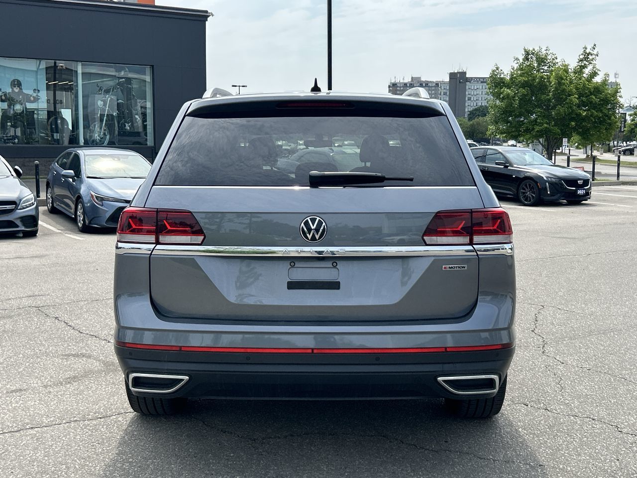 2021 Volkswagen Atlas in Mississauga, Ontario