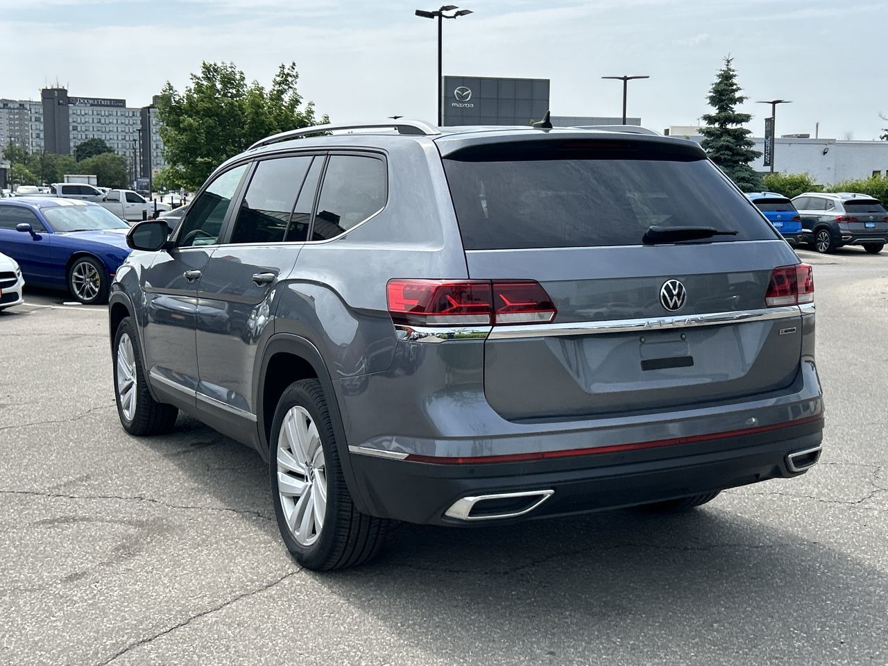 2021 Volkswagen Atlas in Mississauga, Ontario