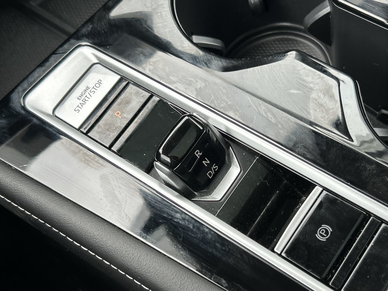 2024 Volkswagen Atlas in Mississauga, Ontario