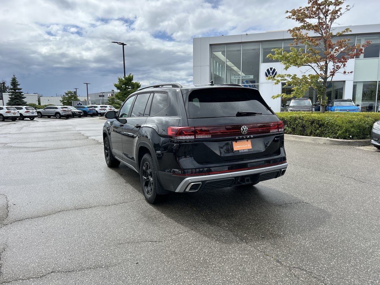 2025 Volkswagen Atlas in Mississauga, Ontario