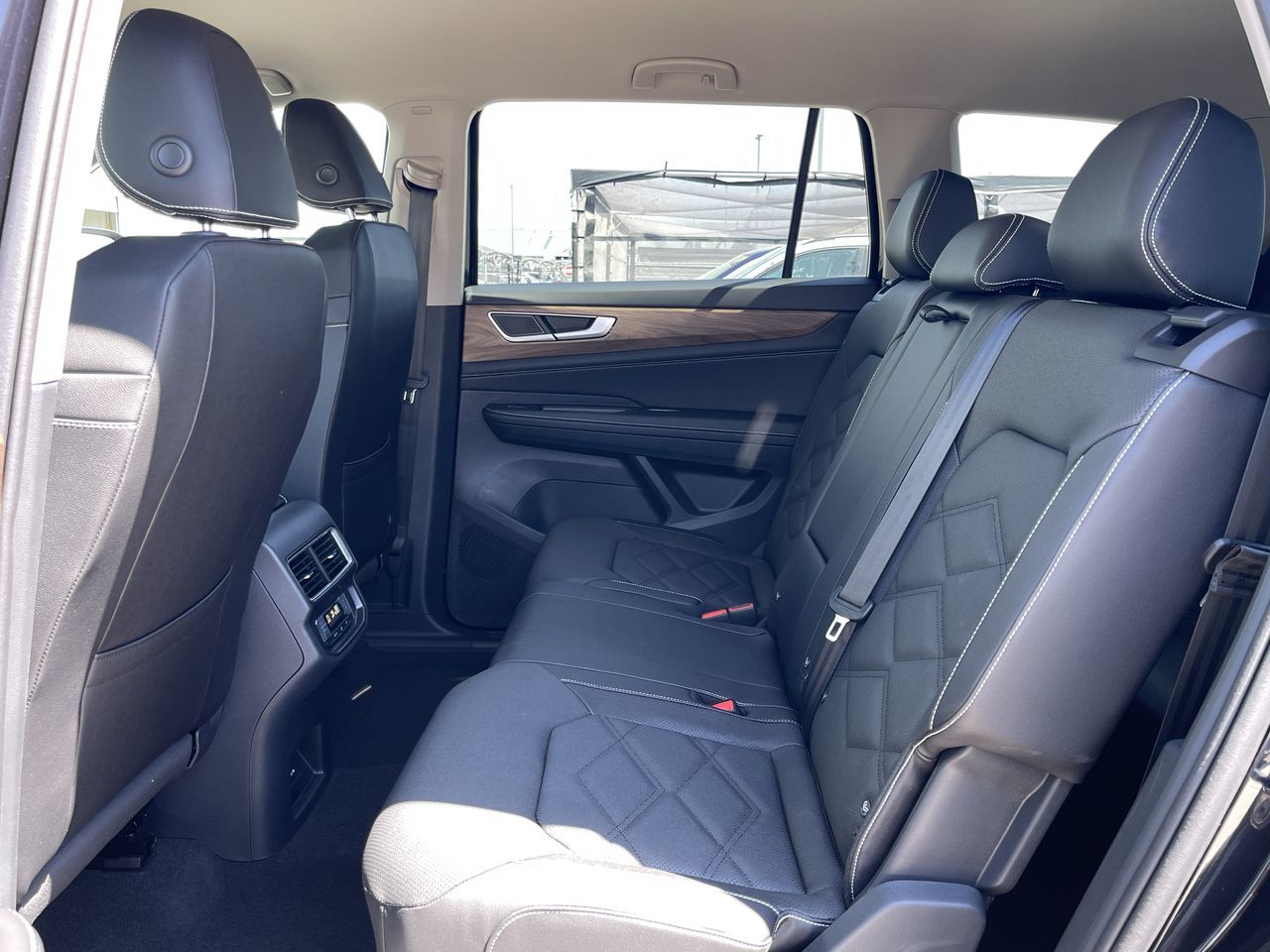 2025 Volkswagen Atlas