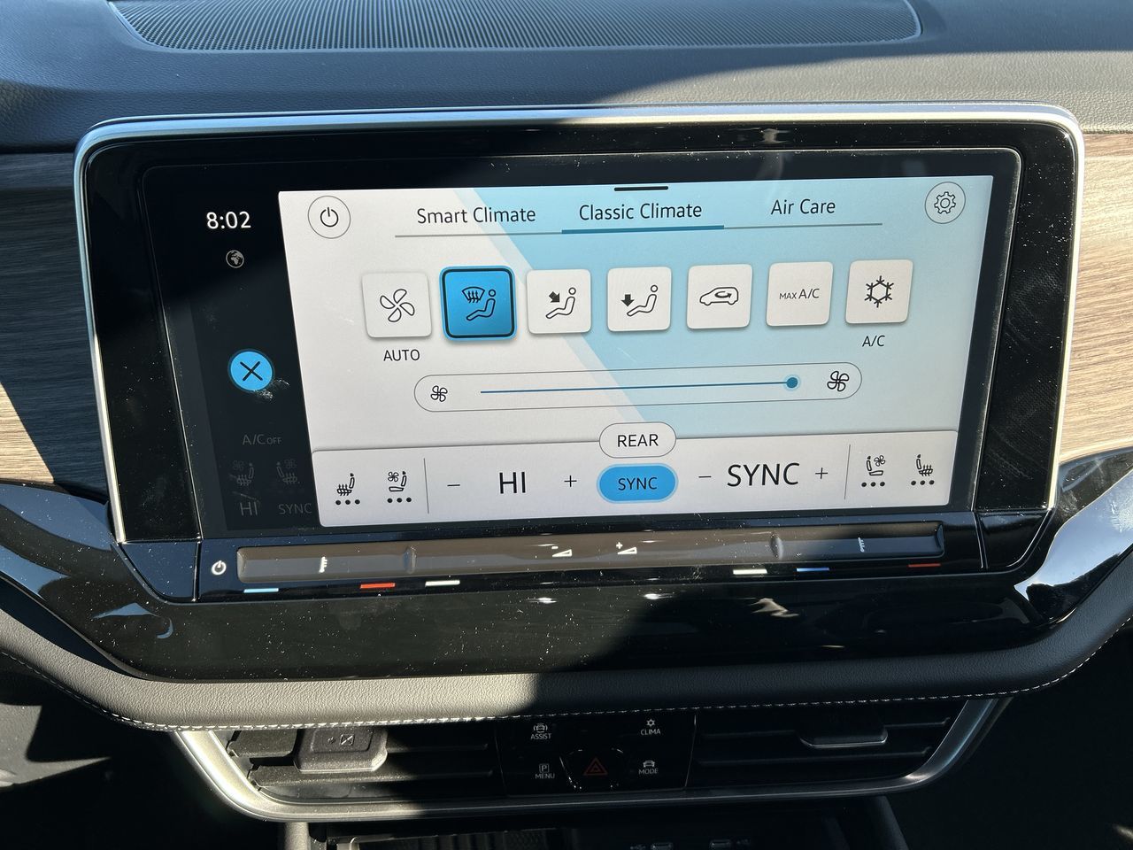 2025 Volkswagen Atlas in Mississauga, Ontario