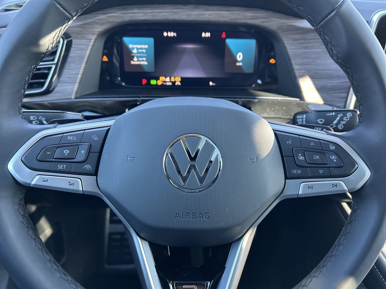 2025 Volkswagen Atlas in Mississauga, Ontario