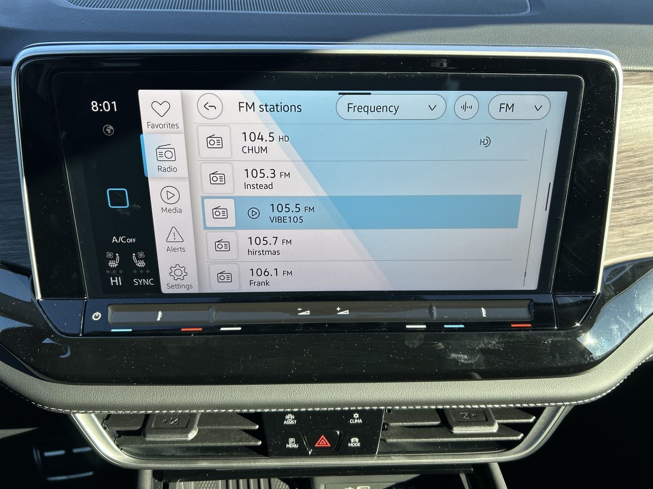 2025 Volkswagen Atlas in Mississauga, Ontario