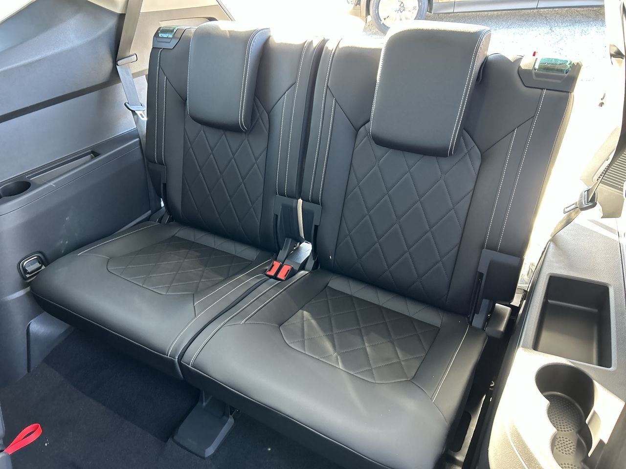 2025 Volkswagen Atlas in Mississauga, Ontario