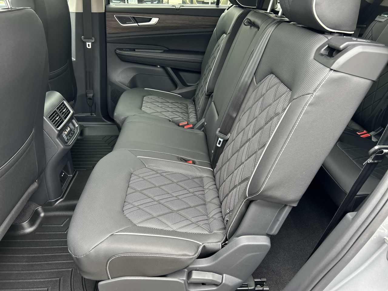 2026 Volkswagen Atlas in Mississauga, Ontario