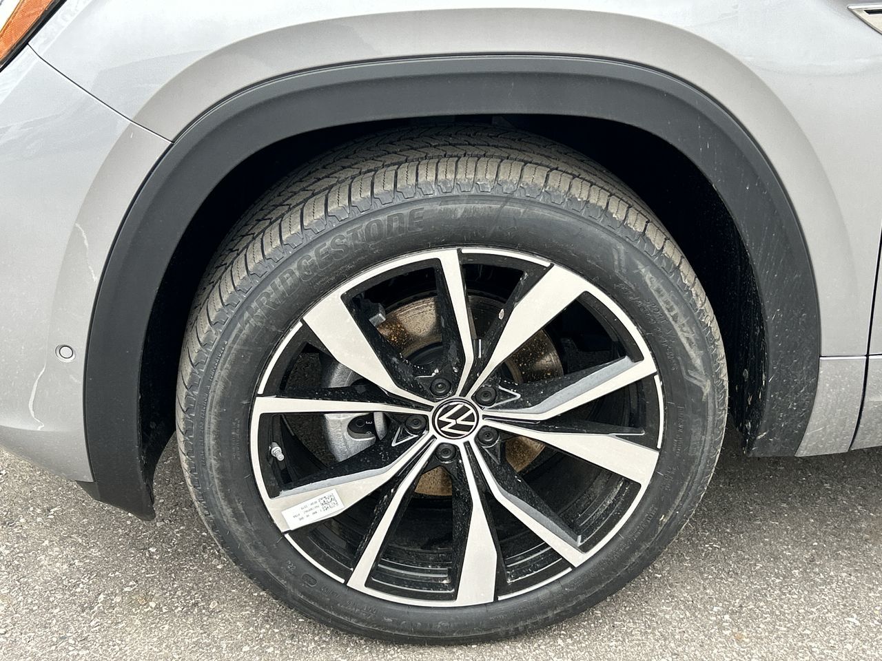 2026 Volkswagen Atlas in Mississauga, Ontario