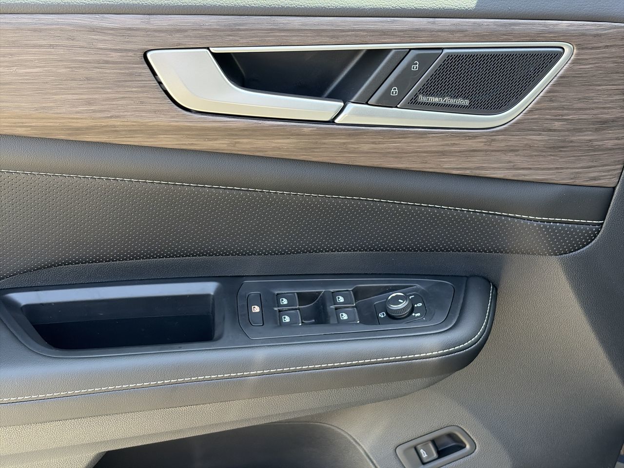 2026 Volkswagen Atlas in Mississauga, Ontario