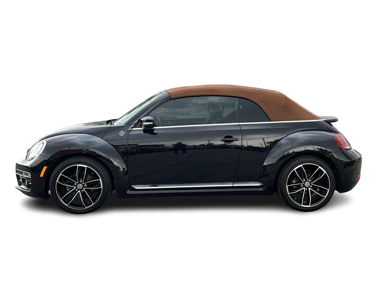 2019 Volkswagen Beetle in Mississauga, Ontario