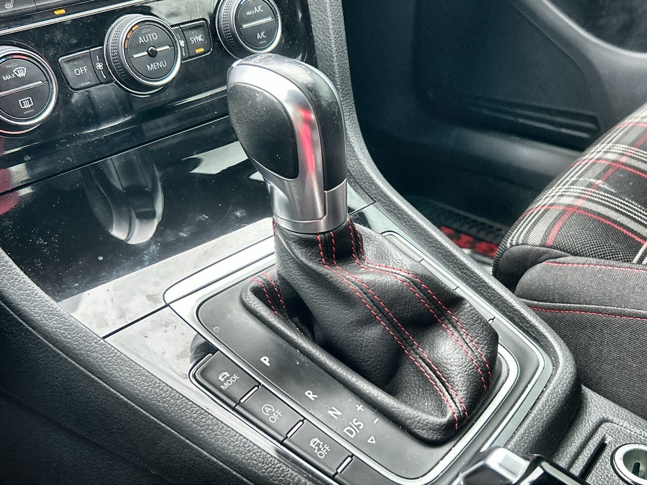 2018 Volkswagen Golf GTI in Mississauga, Ontario