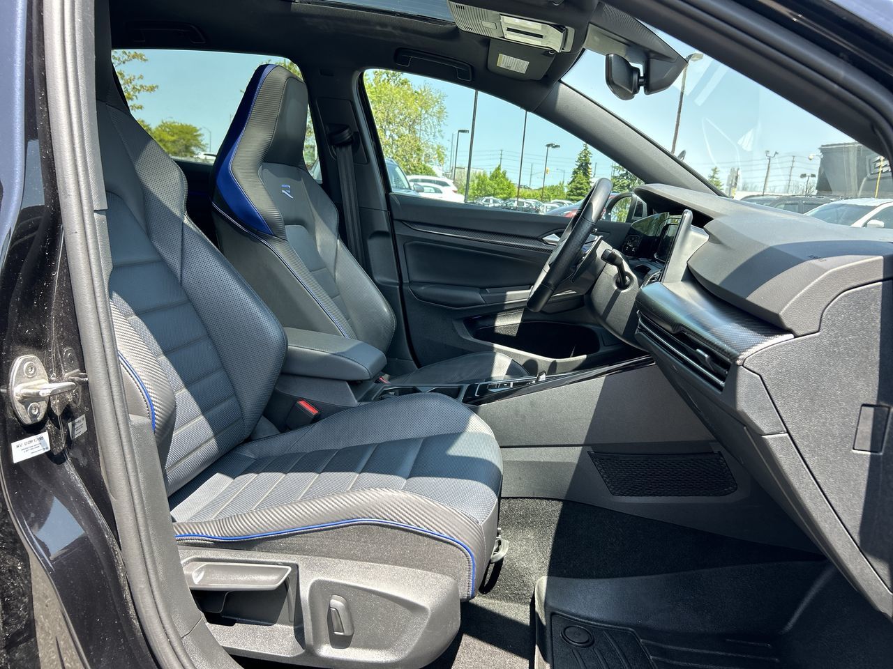 2024 Volkswagen Golf R in Mississauga, Ontario