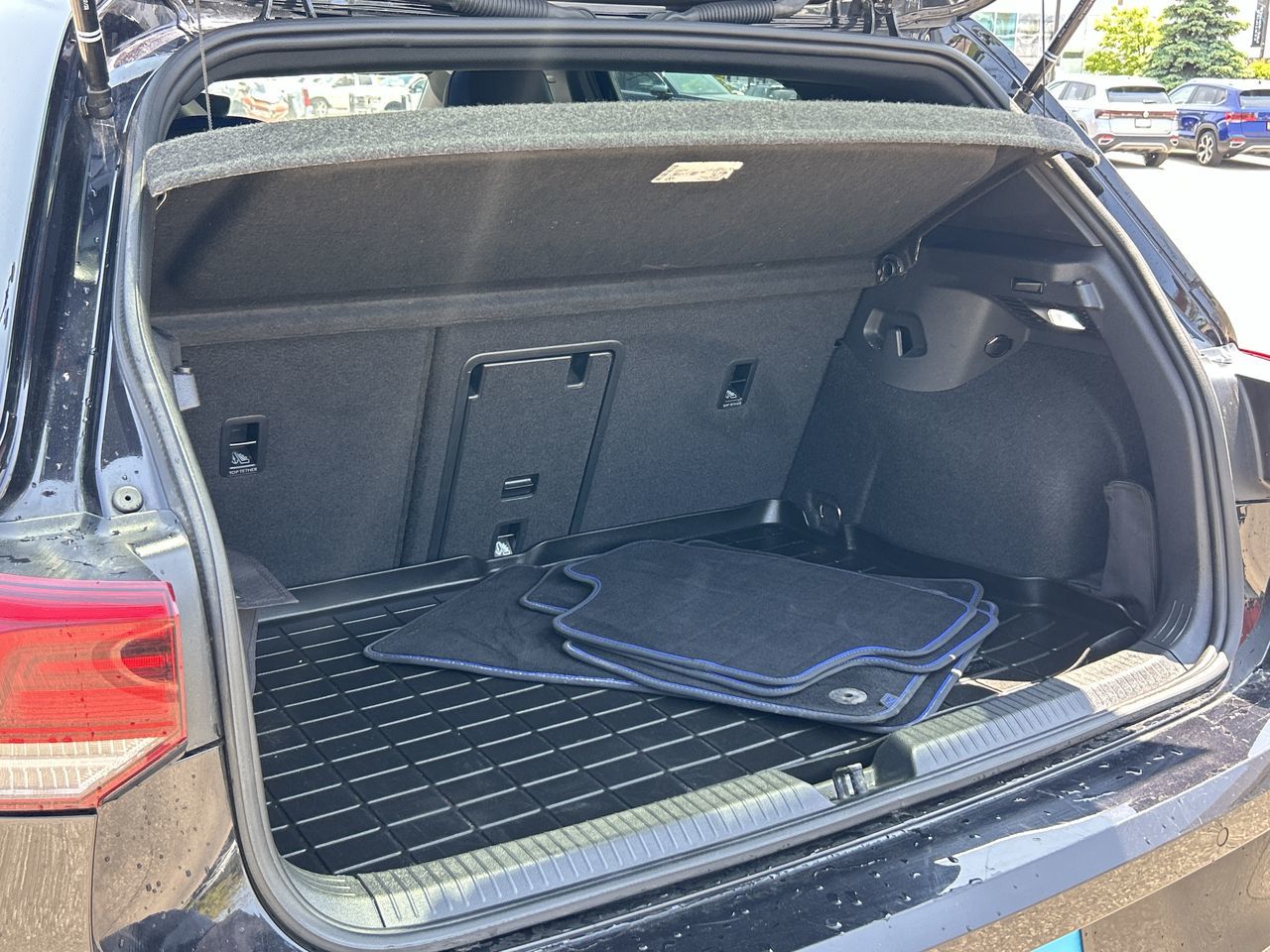 2024 Volkswagen Golf R in Mississauga, Ontario