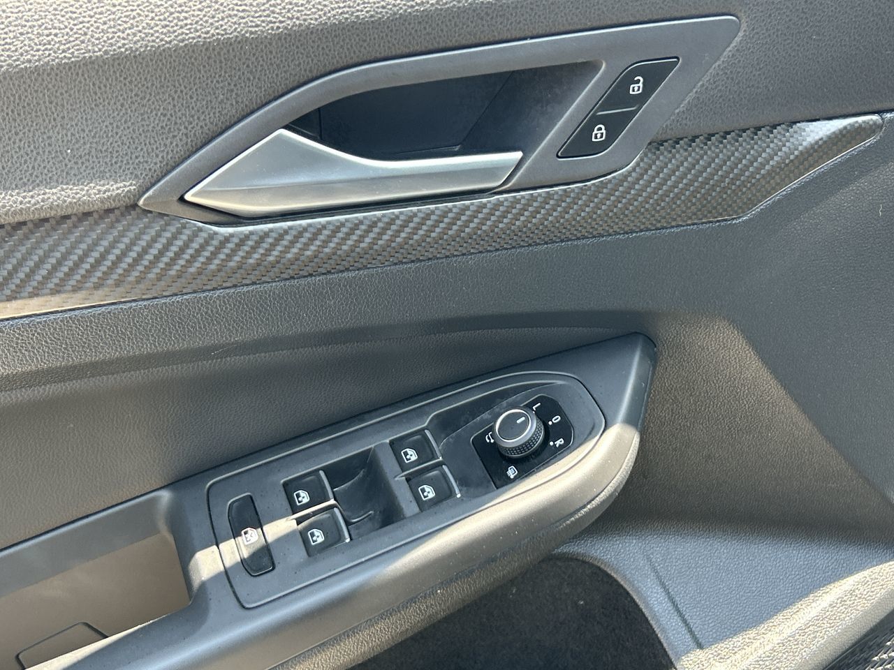 2024 Volkswagen Golf R in Mississauga, Ontario