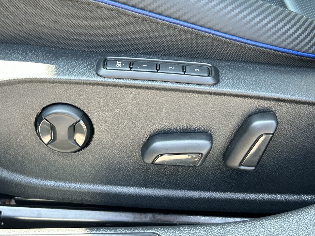 2024 Volkswagen Golf R in Mississauga, Ontario