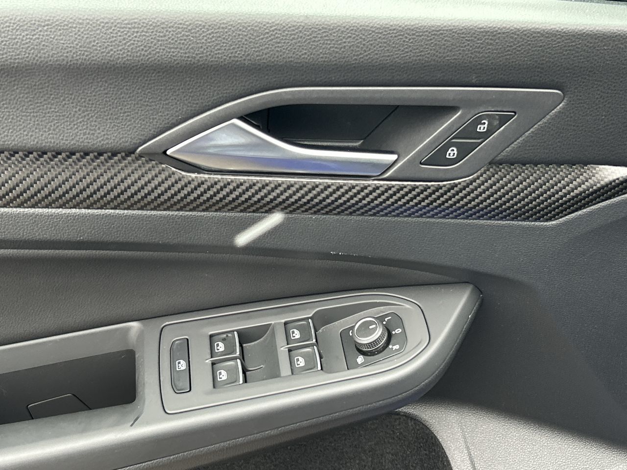 2024 Volkswagen Golf R in Mississauga, Ontario