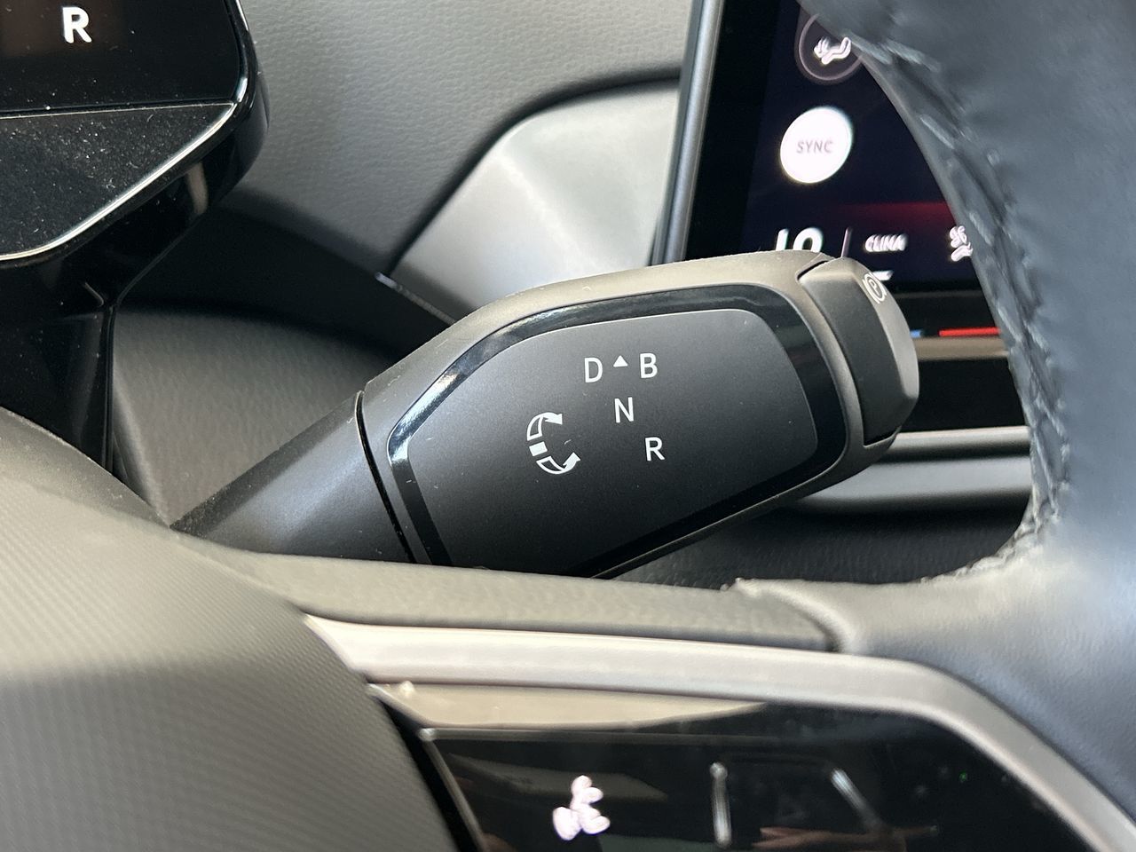 2024 Volkswagen ID.4 in Mississauga, Ontario