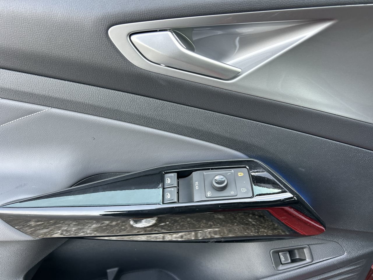 2025 Volkswagen ID.4 in Mississauga, Ontario