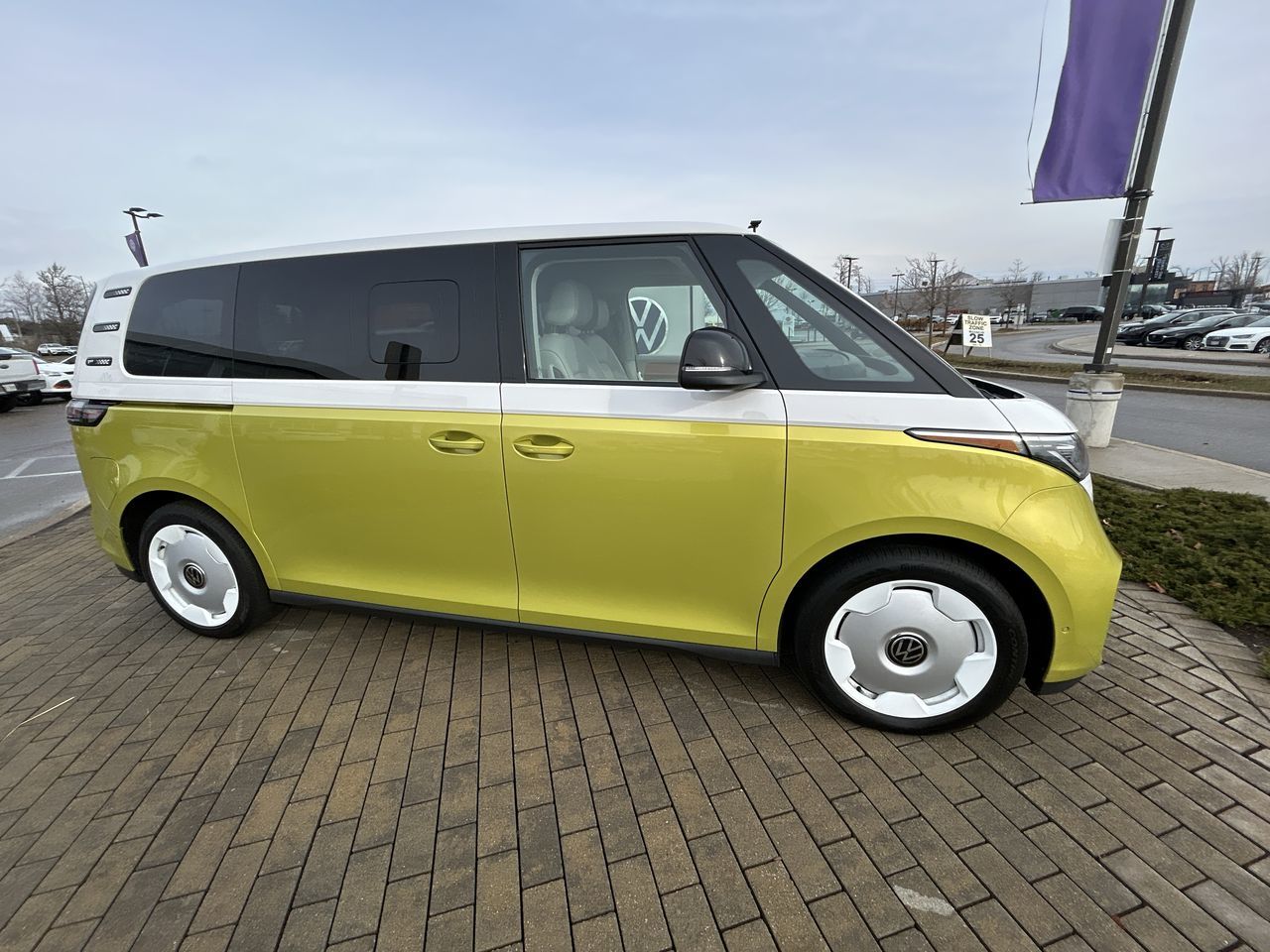 Volkswagen ID. Buzz  2025 à Mississauga, Ontario