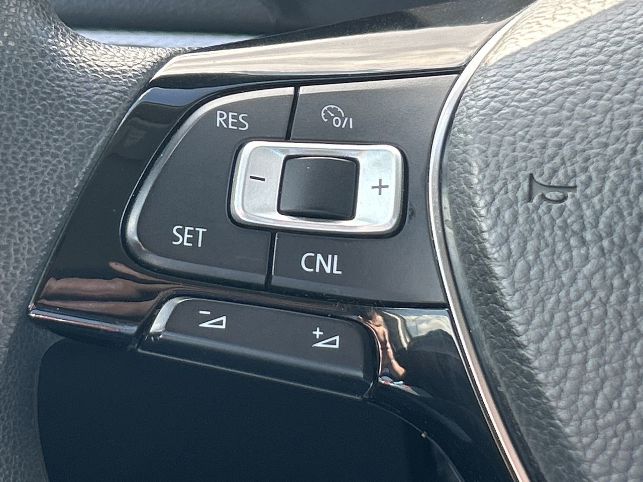2015 Volkswagen Jetta in Mississauga, Ontario