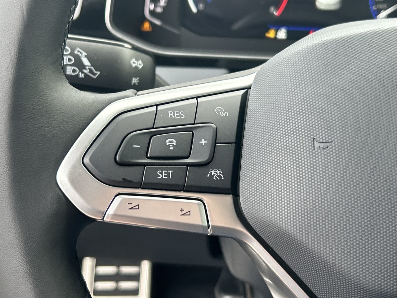 2025 Volkswagen Jetta in Mississauga, Ontario