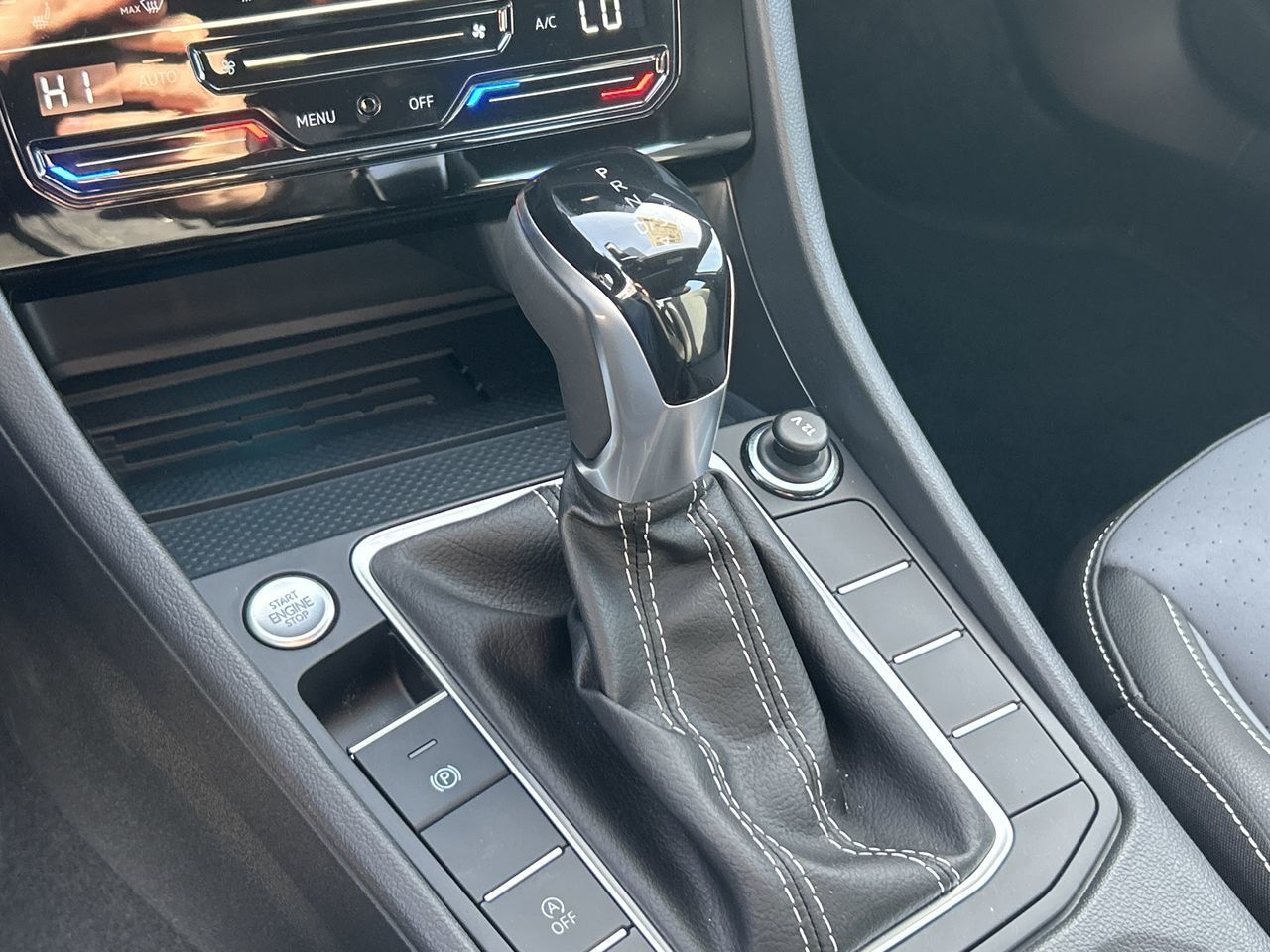 2025 Volkswagen Jetta in Mississauga, Ontario