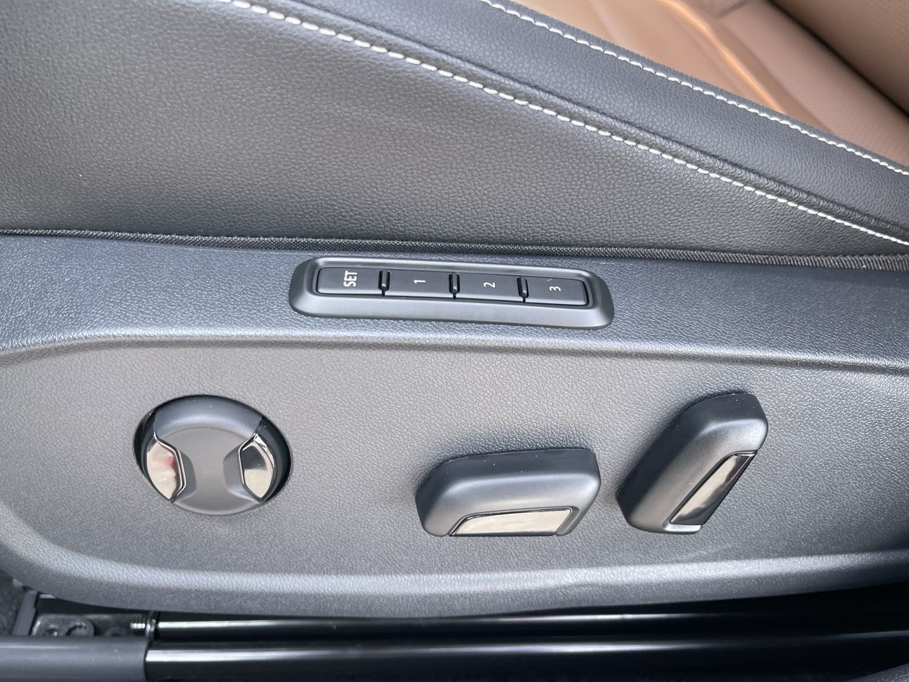 2025 Volkswagen Jetta in Mississauga, Ontario
