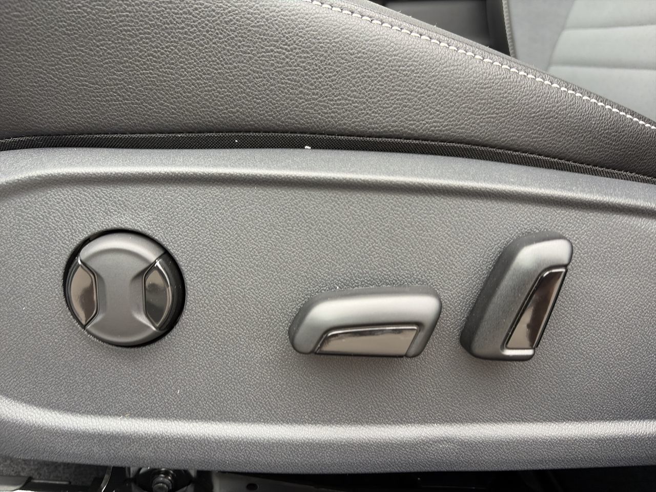 2026 Volkswagen Jetta in Mississauga, Ontario