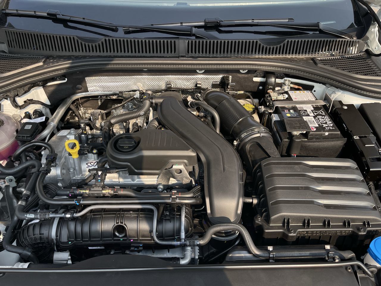 Volkswagen Jetta  2027 à Mississauga, Ontario