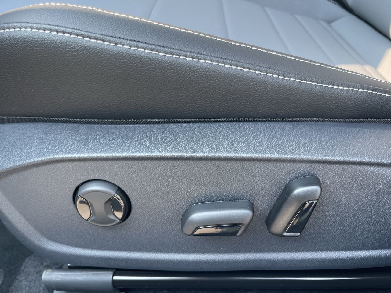 Volkswagen Jetta  2027 à Mississauga, Ontario