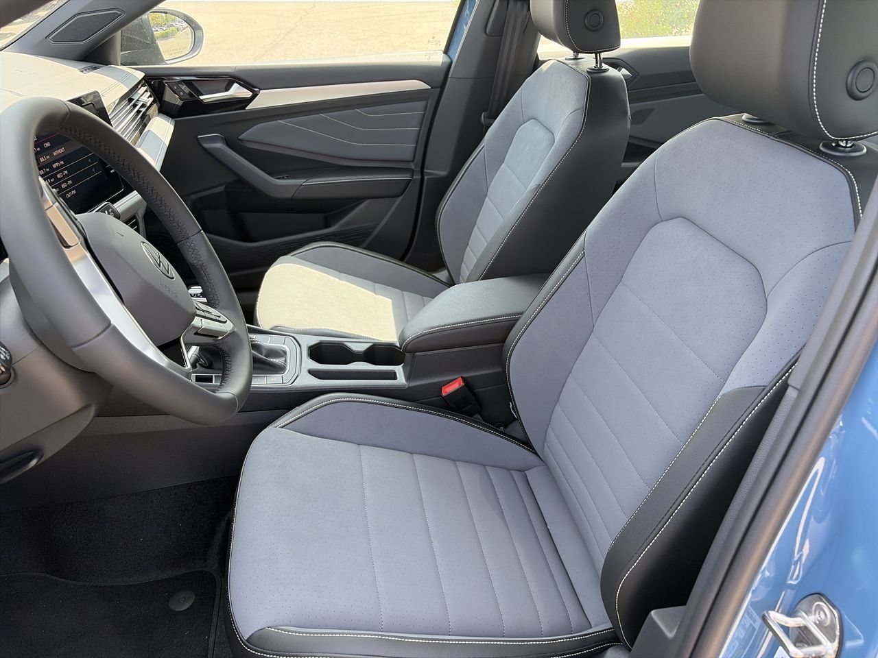 Volkswagen Jetta  2027 à Mississauga, Ontario