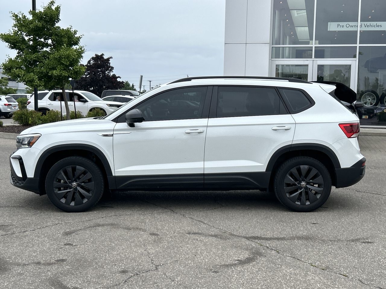 2022 Volkswagen Taos in Mississauga, Ontario