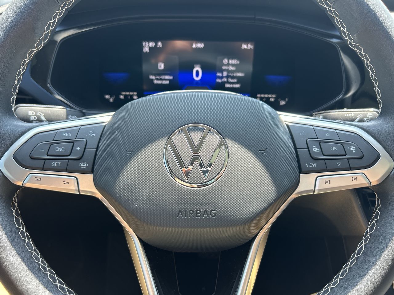 Volkswagen Taos  2022 à Mississauga, Ontario